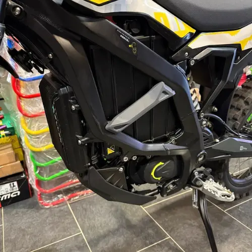2024 Surron Ultra Bee (25 Reg UK Road Legal)
